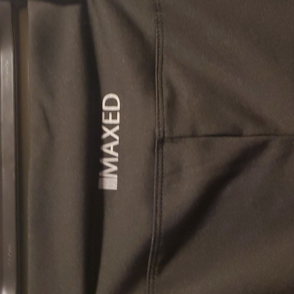 Maxed capri - Picture 3 of 7